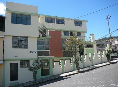 VENDO CASA RENTERA, 3 DEPARTAMENTOS INDEPENDIENTES SEC COL MONTUFAR