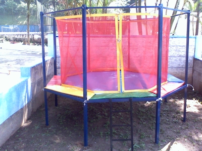 ALUGO PISCINA DE BOLINHA COM ESCORREGADOR E OUTROS. SUPER PROMOÇÃO.