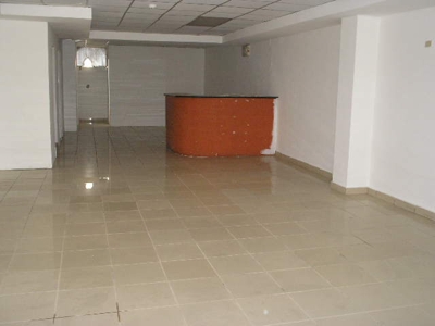 ALQUILO, 120 M2.  LOCAL COMERCIAL EN VIA ESPAÑA