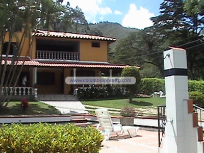 Espectacular finca de recreo (Medellin-Colombia) Cod.399 - Antioquia - Medellín