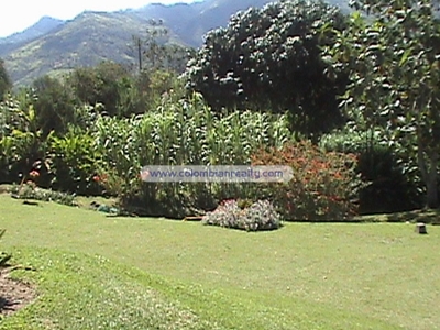 Finca de recreo en el sector de Popalito(Medellin-Colombia) Cod.393 - Antioquia - Medellín