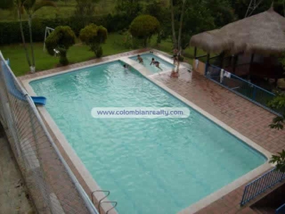 Cómoda Finca de recreo en Barbosa (Medellin-Colombia) Cod.347 - Antioquia - Medellín