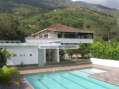 Perfecta finca para un descanso total (Medellin-Colombia) Cod.272 - Antioquia - Medellín