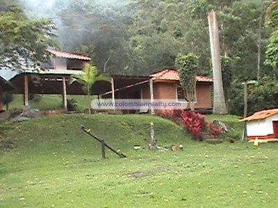La mejor finca para día de sol (Medellin-Colombia) Cod.455 - Antioquia - Medellín