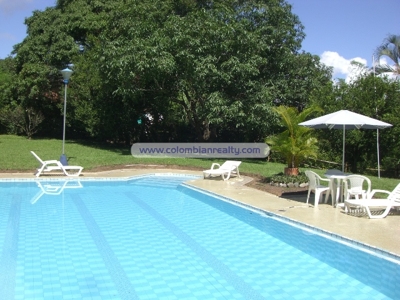 Descanso en finca en San Jerónimo (Medellin-Colombia) Cod.487
