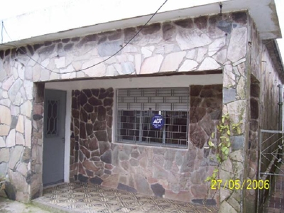 Casa con terreno en Cno. Maldonado km. 16.700 cerca de Zonamerica - Montevideo - Montevideo
