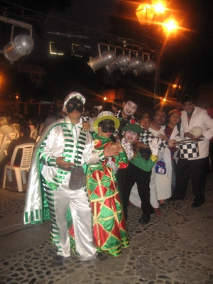 GRUPO DE MIMO TEATRO SHOW LA MALETA