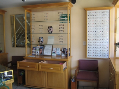 TIJUANA VISION OPTICA L (Dr. Alberto Monier-Universidad Xochicalco)