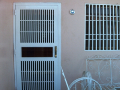 Victor Morantes RAH alquila casa 1800 sin muebles o 2300 amoblada 