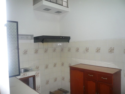 Casa en Breña con finos acabados y aires libres 