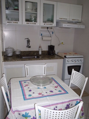 vendo lindasa casa em sâo gonçalo e niterói