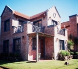 Oportunidad a solo 2 cuadras de la playa 3 dormitorios / 3 baños - Maldonado - Punta del Este