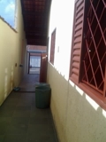 VENDO CASA POÇOS DE CALDAS - JD. AZALEIAS - R$ 150.000.00
