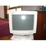VENDO !! Monitor 14" Hewlett Packard Mod: 1024 $120.-