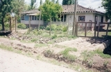 vendo parcela de 1/2 hectarias con casa de adobe.talca