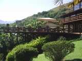 CASA EM ANGRA COM  TOTAL DE  9QUARTOS(4SUITES) APOÍO NAUTICO!