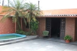 Alugo casa no Guarujá