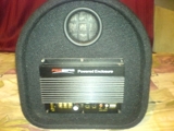 vendo por apuro woofer co amplificador proserie junto con cables 