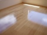 venta de piso de madera y servicios de maquinaria para hacer piso