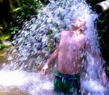 Chale Feriado 15 pessoas PERTO SP  11 36676357 c/ pisc. cachoei