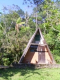 Chalezinho Tora Feriado 11 36676357 pisc. churr. cachoeira PERTO