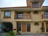 Se alquila casa en Guayabos de Curriabat Residencial San Angel