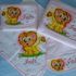 Vendo artigos têxteis para bébé pintados à mão
