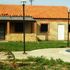 Casa a estrenar con piscina, a tres(3) minutos de Chichiriviche.