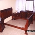 D Josefina David, Muebles