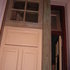 PUERTA ESTILO CAMPO MADERA ALTA CON BANDEROLA