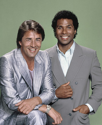 Crockett-tubbs-miami-vice-784330_326_400