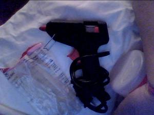 Glue_gun_2