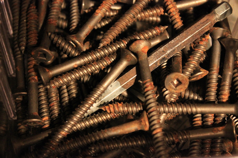 Screws Free Stock Photo Rusty screws 17638