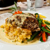 Thumb_hudsons-on-the-bend-entree