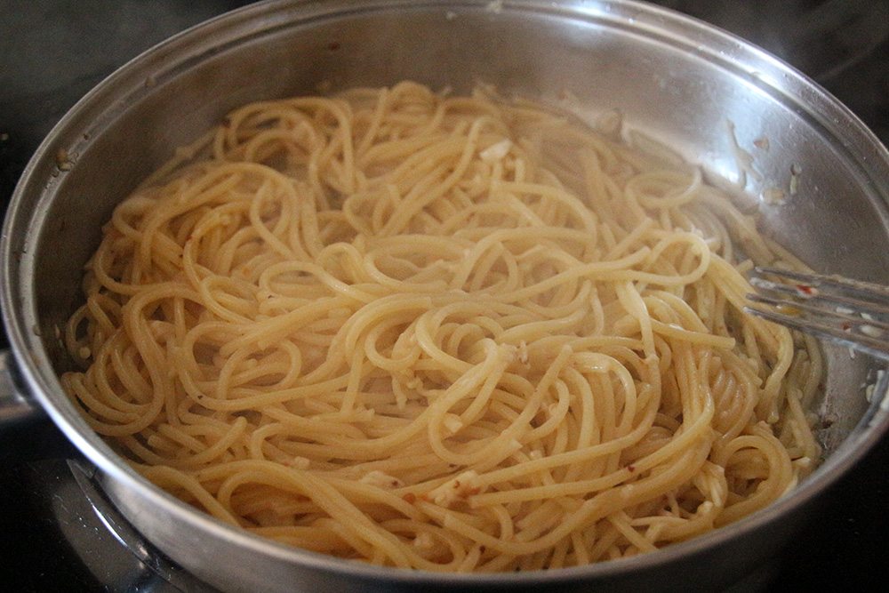 Garlic, Olive Oil, and Crushed Red Pepper Pasta Rainstorms and Love Notes