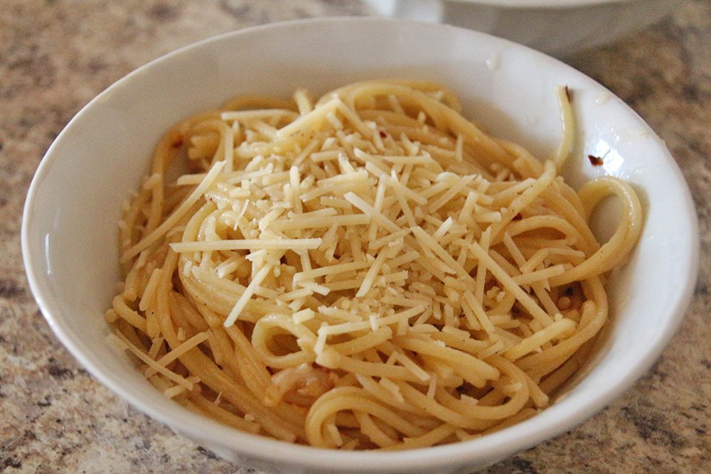 Garlic, Olive Oil, and Crushed Red Pepper Pasta Rainstorms and Love Notes