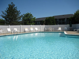 Three Oaks, apartments in Troy, MI