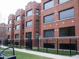 Pangea Apartments in Chicago, IL