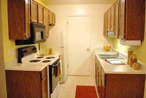 Three Oaks, apartments in Troy, MI