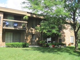 Eastwood Village, apartments in Clinton Township, MI
