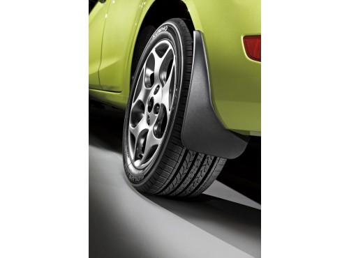8A6Z-16A550-A Деталь MUD GUARD