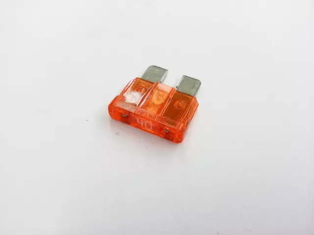 N01713120 - : 2001-2021 Volkswagen Fuse for Volkswagen: Arteon, Atlas, Atlas Cross Sport, Beetle, CC, e-Golf, Eos, Golf, Golf Alltrack, Golf R, Golf SportWagen, GTI, Jetta, Passat, R32, Rabbit, Taos, Tiguan, Tiguan Limited Image