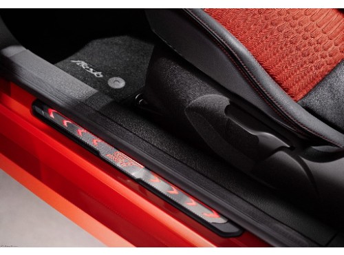 DE8Z-54132A08-C Деталь FRONT SILL PLATE