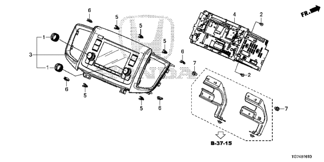 PILOT DISPLAY AUDIO UNIT (1)