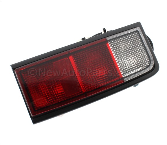 10367732 Деталь COMBO LAMP ASSY, LEFT