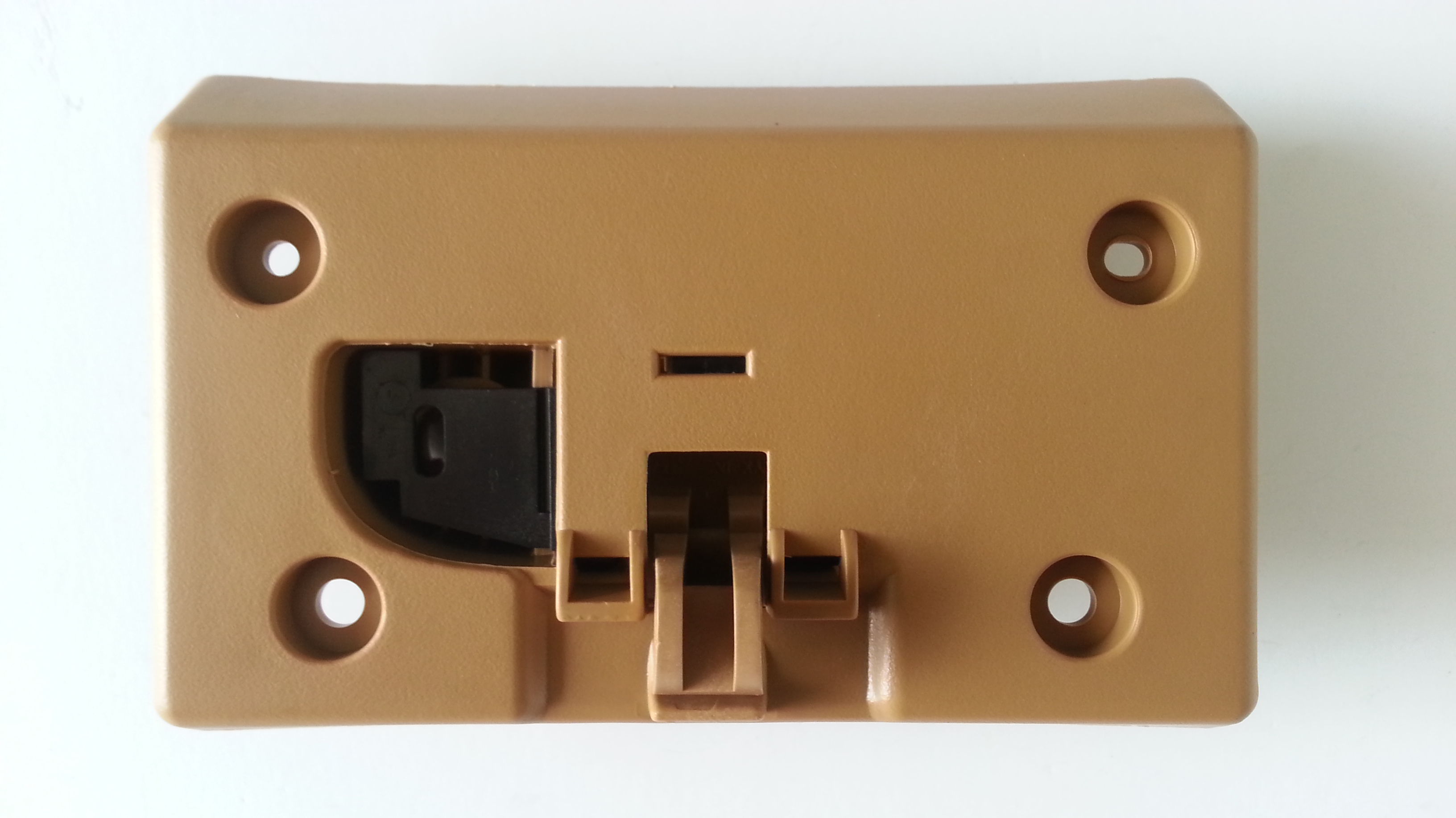 5EM28RT6 Деталь GLOVE BOX LATCH