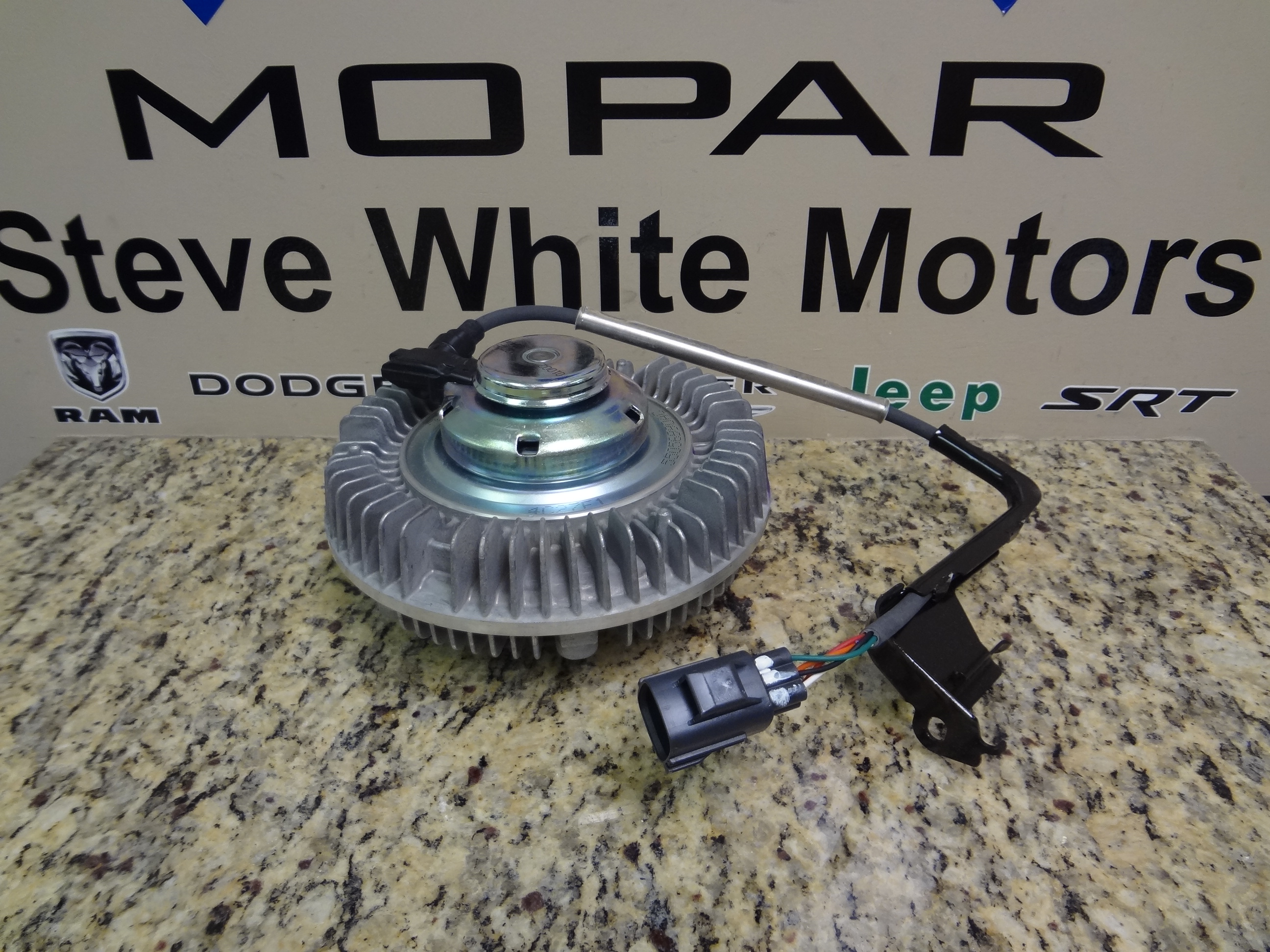 FAN CLUTCH Genuine Mopar 55056990AC