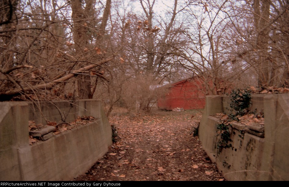 Creve Coeur branch ROW 5