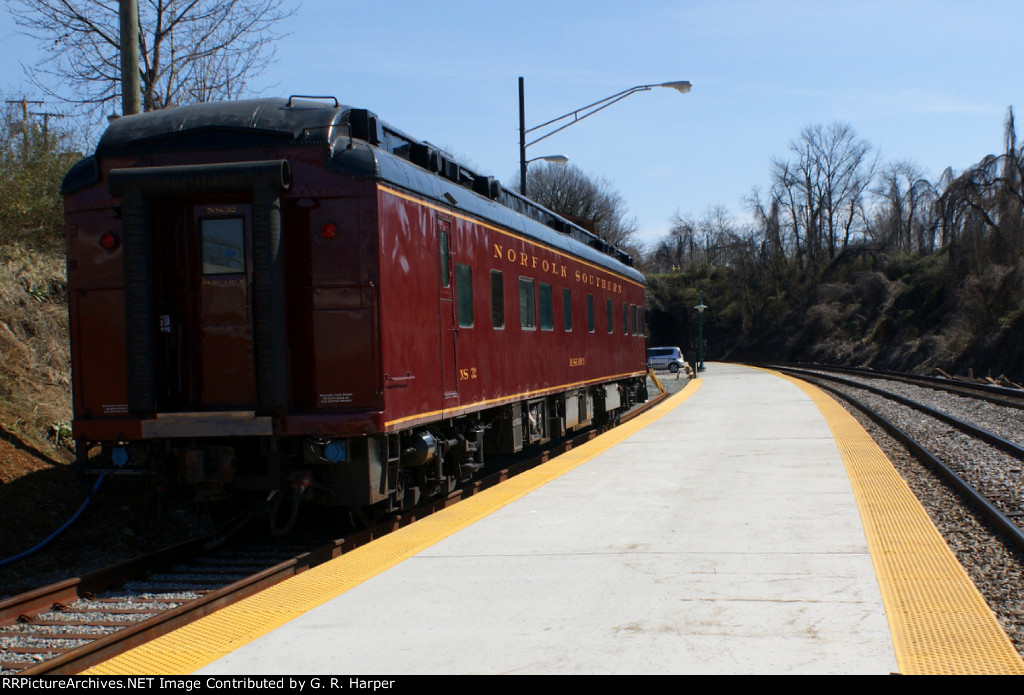 NS 32 sits alone on the platform at Lynchburg. head end view.