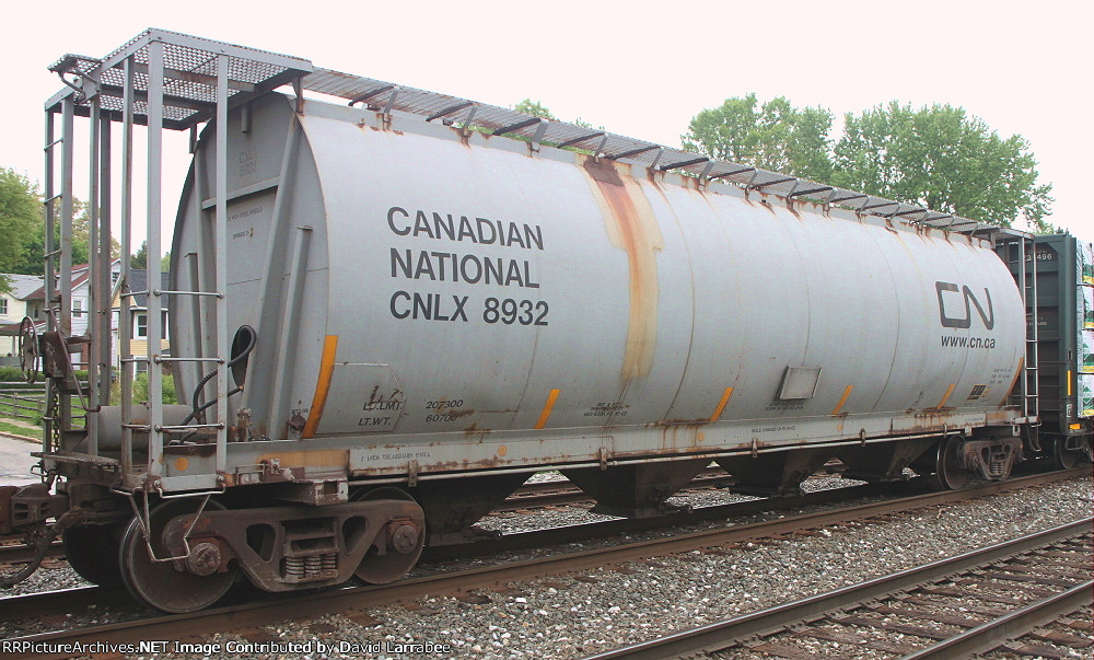 CNLX 8932